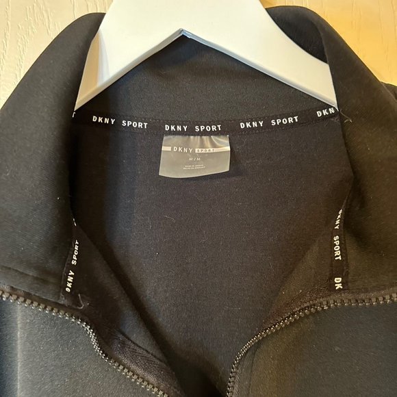 FILA Women's M Blue/White Chevron Collared Quarter Zip Pullover Sweater - Picture 10 of 16